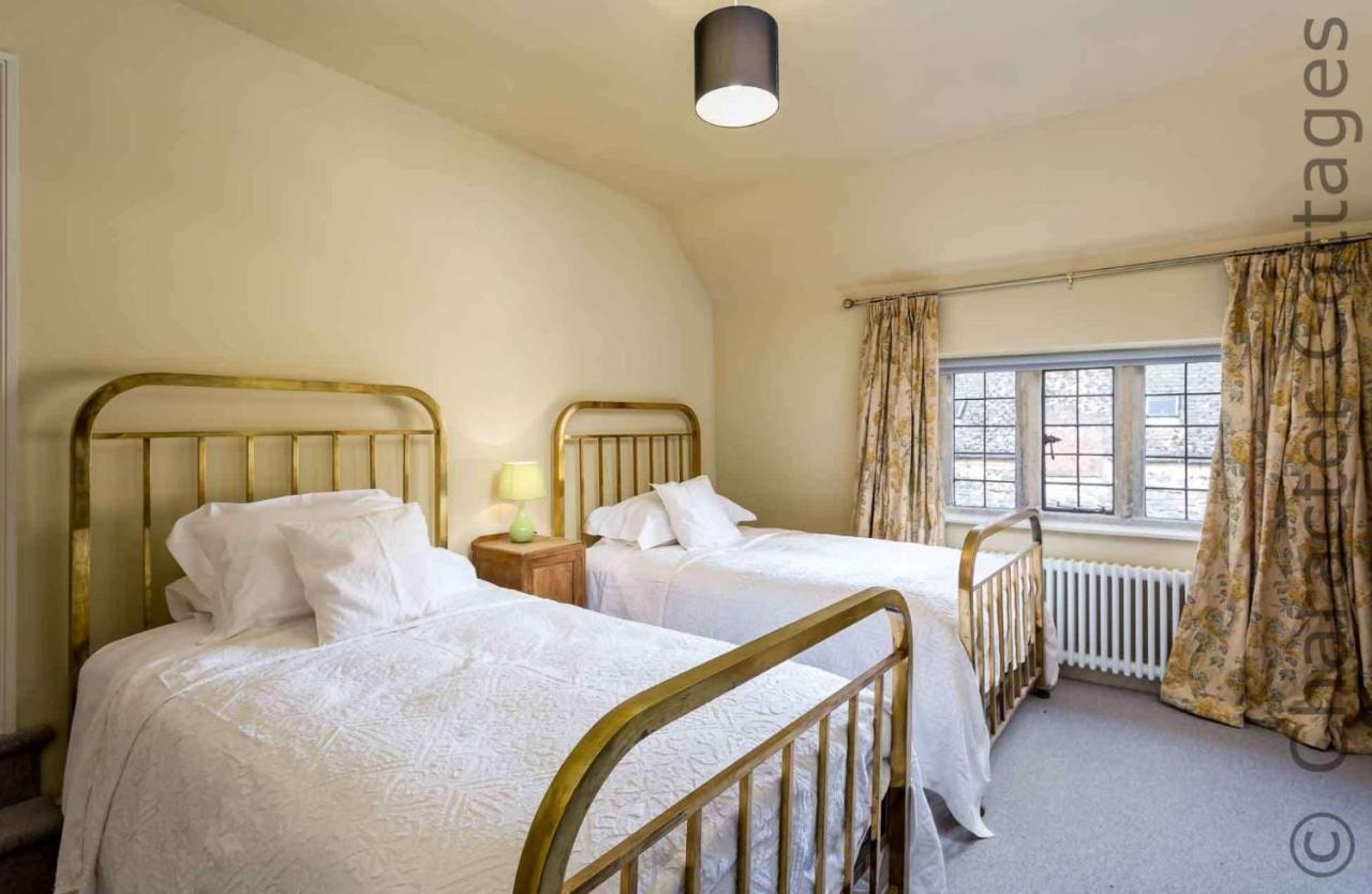 Shenley Villa Broadwell  Luaran gambar