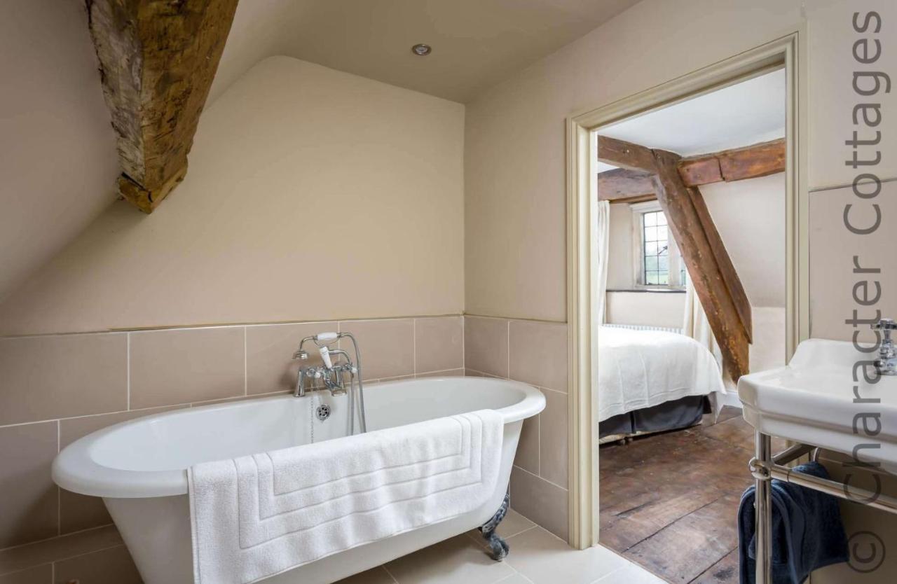 Shenley Villa Broadwell  Luaran gambar