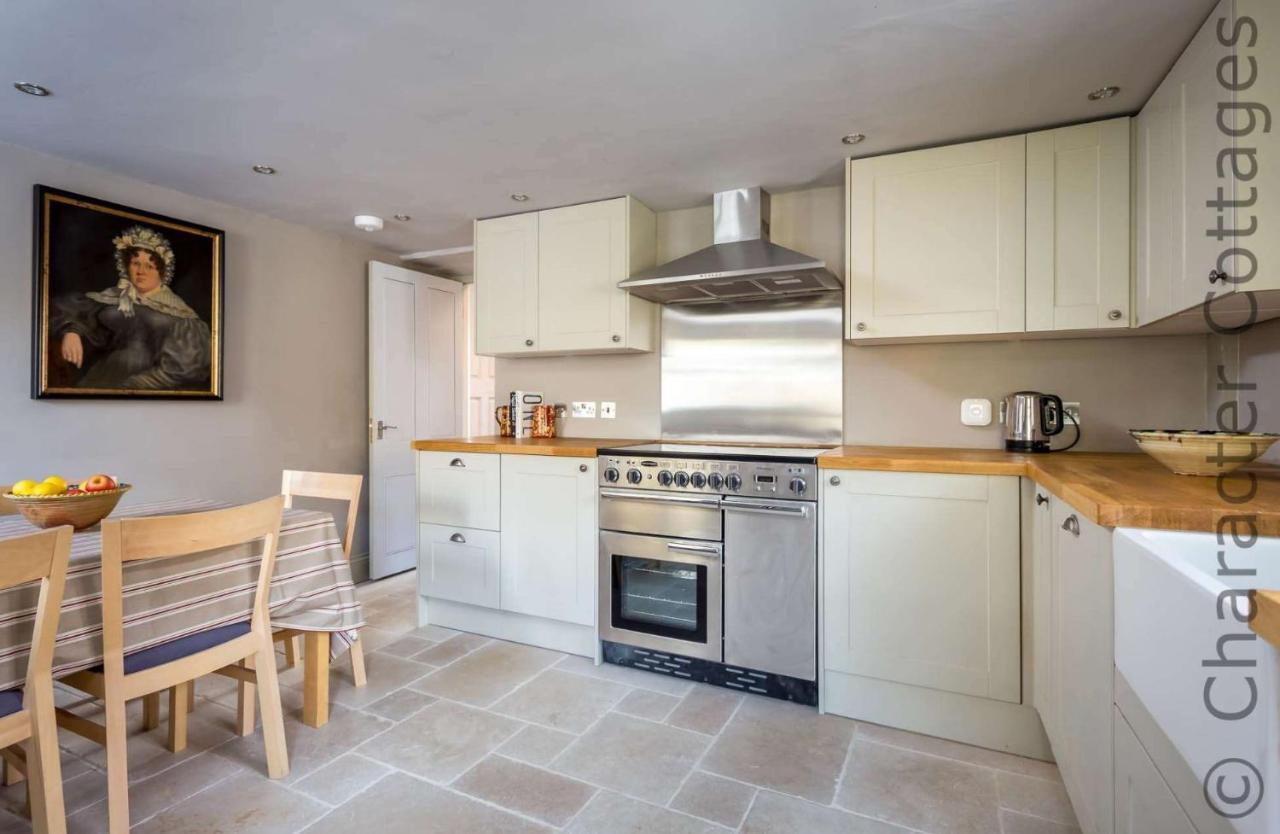 Shenley Villa Broadwell  Luaran gambar