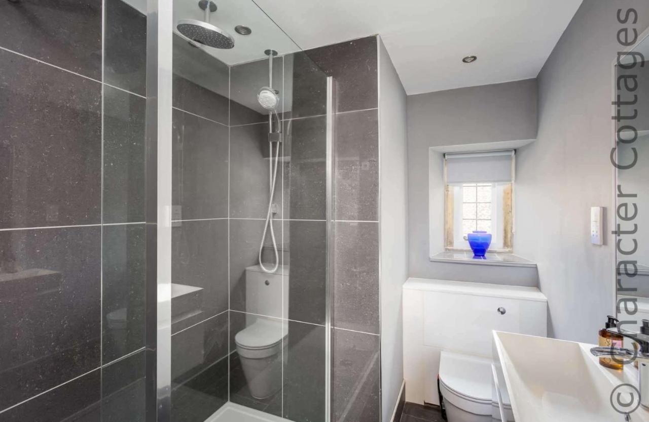 Shenley Villa Broadwell  Luaran gambar