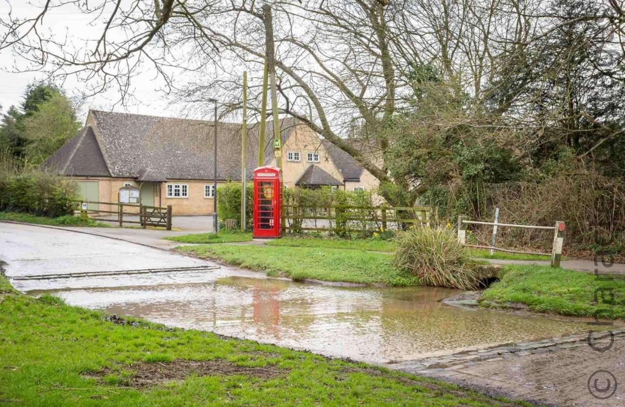 Shenley Villa Broadwell  Luaran gambar